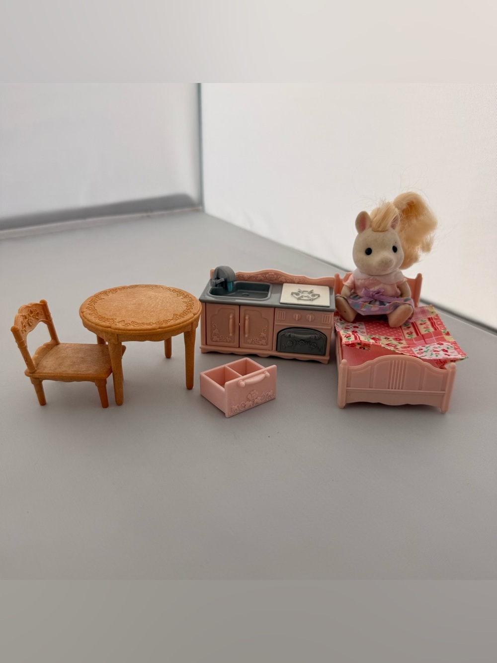 Sylvanian Families Calico Critters Pony figure and furniture